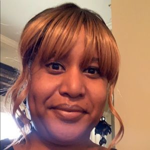 Meet your Posher, Beverly